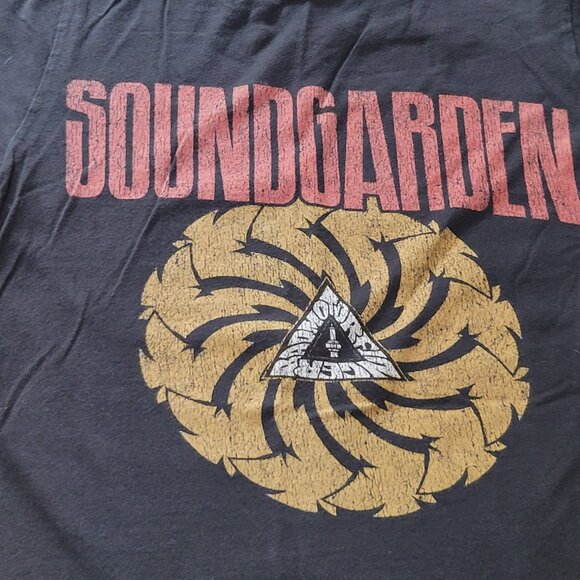 Small Vintage 90s Soundgarden Tultex BadMotorFinger BMF Concert Graphic T Shirt - Picture 2 of 7